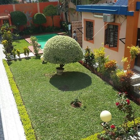 Moringa Guest House Maputo Bagian luar foto
